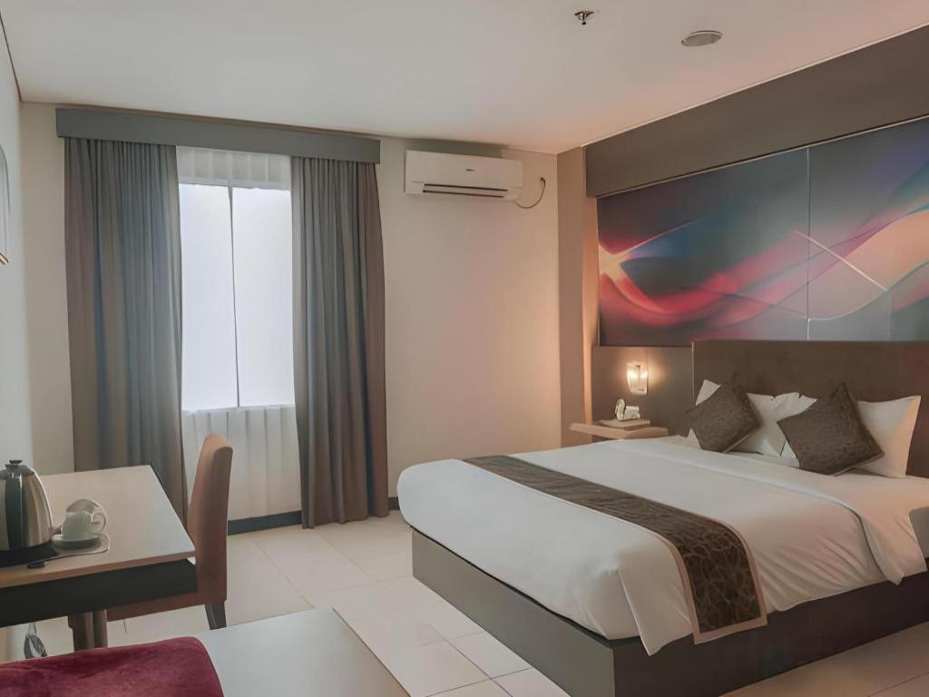D'Arcici Hotel Cempaka Putih Джакарта Экстерьер фото